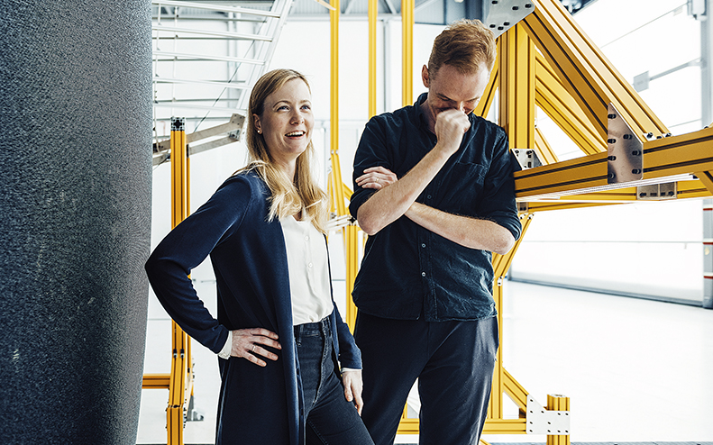 Klara Andreasson och Anders Forslund är grundare av Heart Aerospace